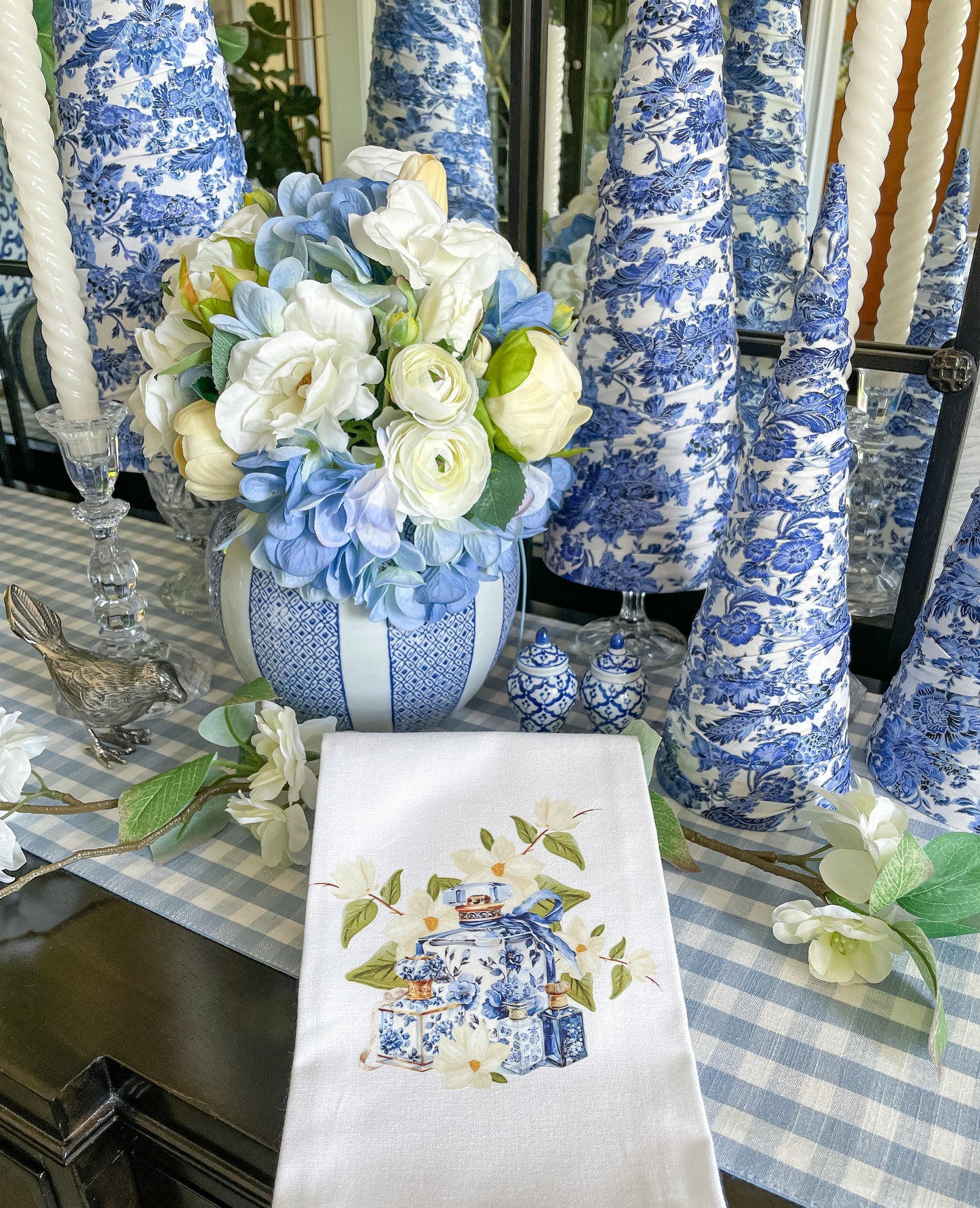 Chinoiserie Jar with Magnolia Kitchen Towel
