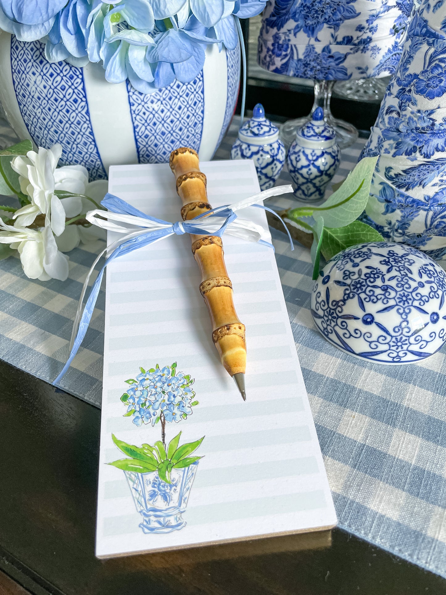 Handpainted Blue Primrose in Cashe Pot Luxe Skinny Pad