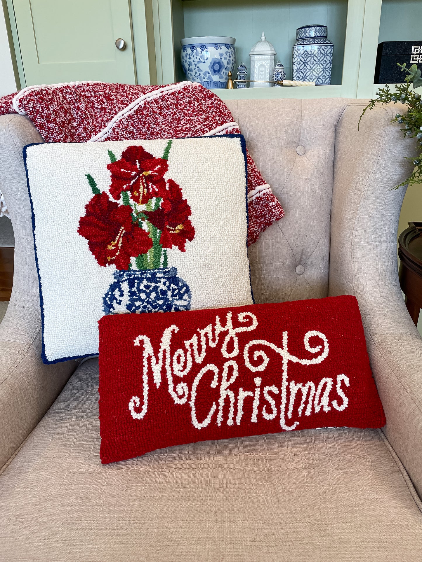Holiday Chinoiserie Amaryllis Hook Pillow