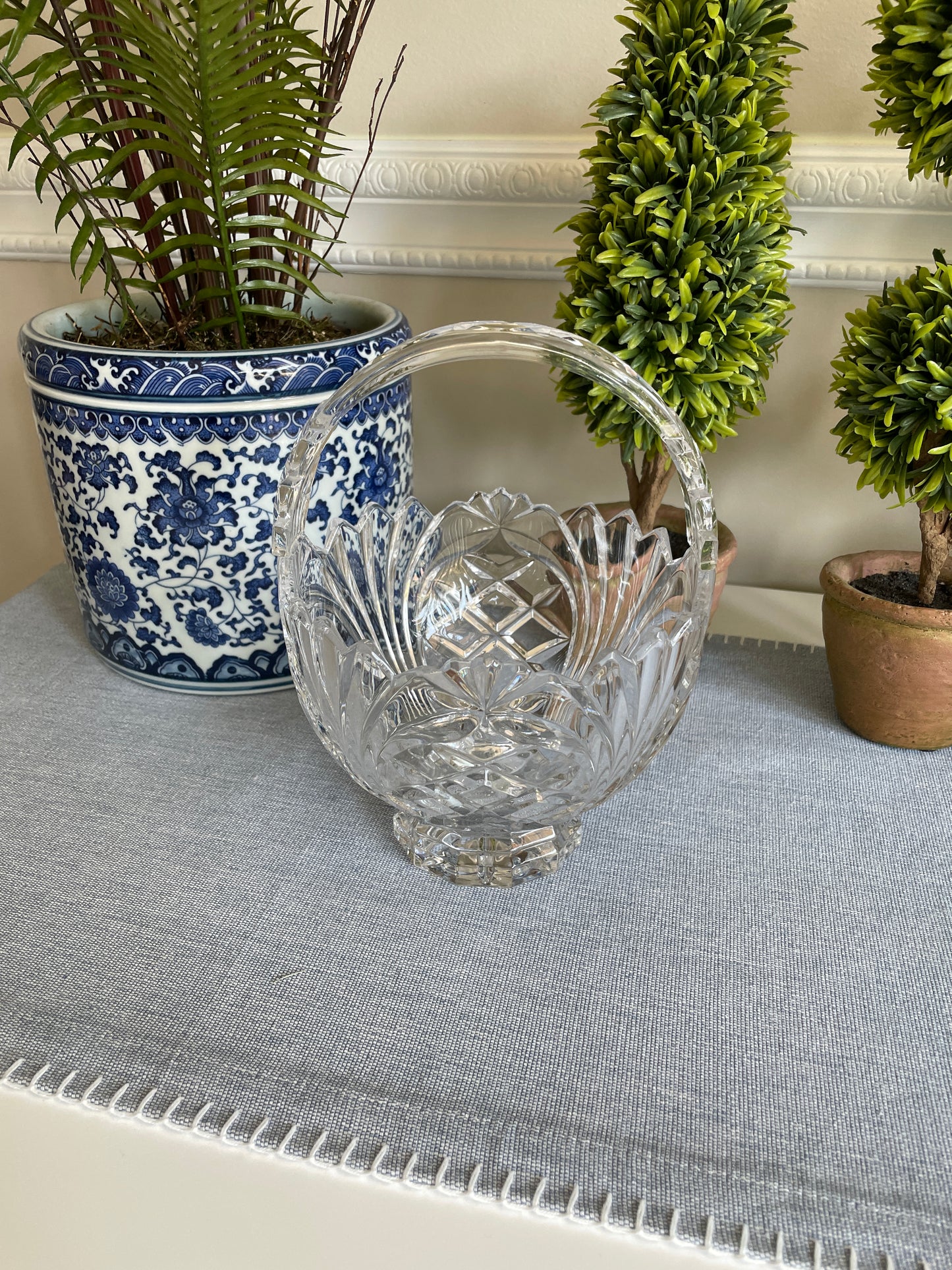 Vintage Wellington Basket 24% Lead Crystal