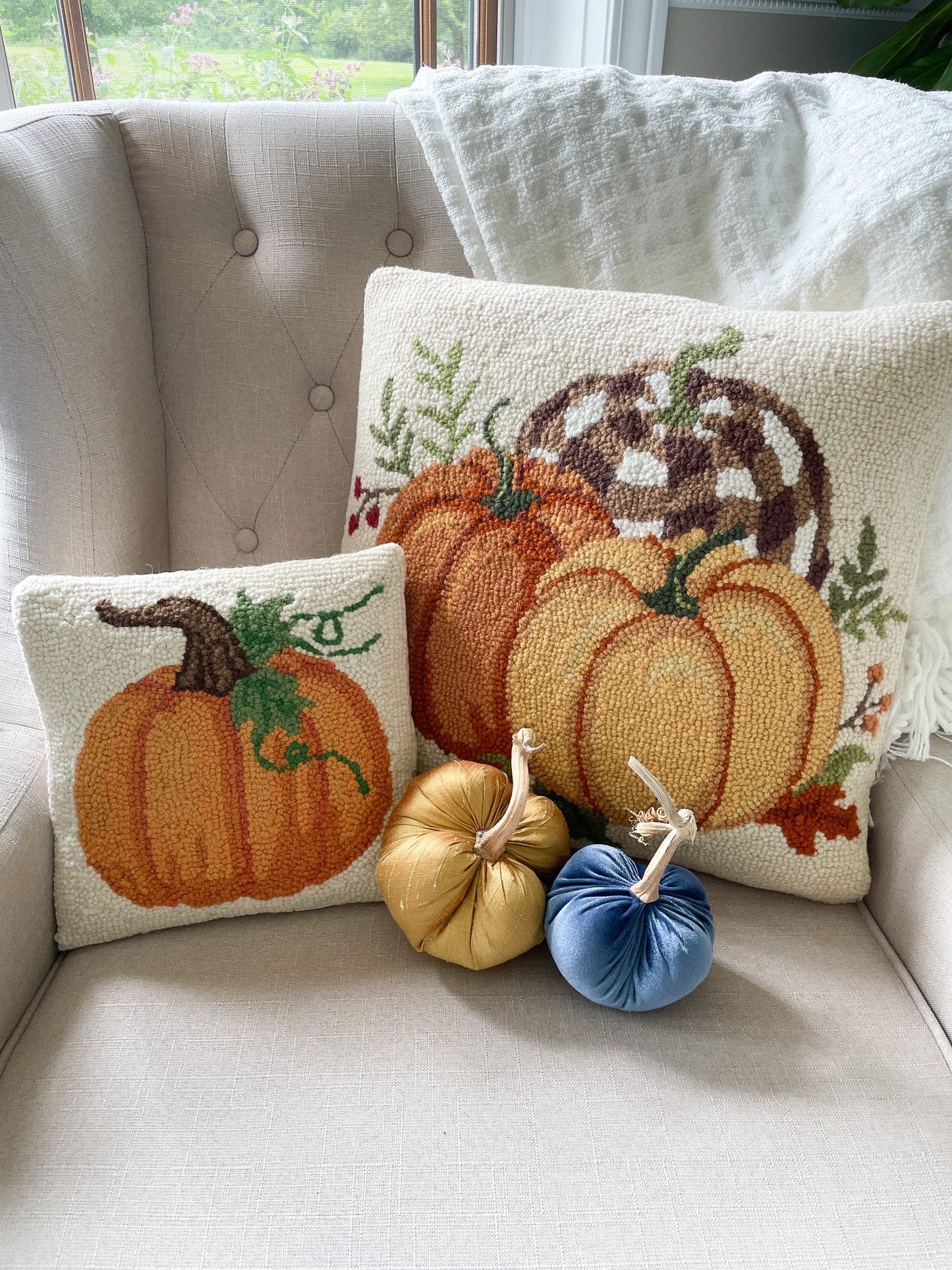 Pumpkin Hook Pillow