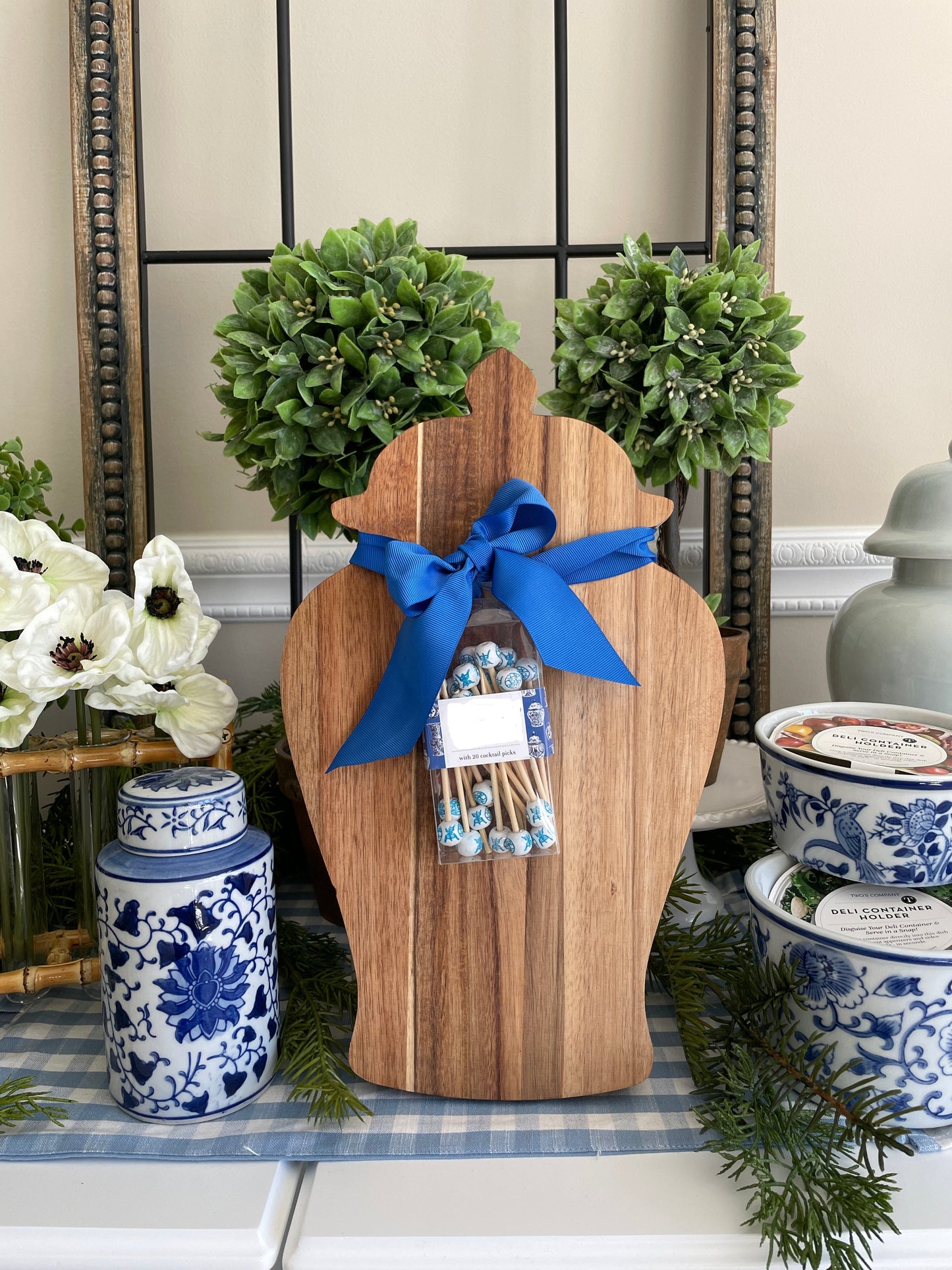 Ginger Jar Shape Charcuterie Board