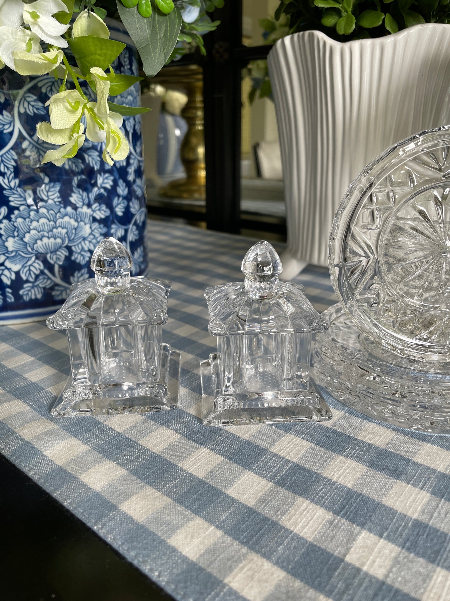 Pagoda Salt & Pepper Set