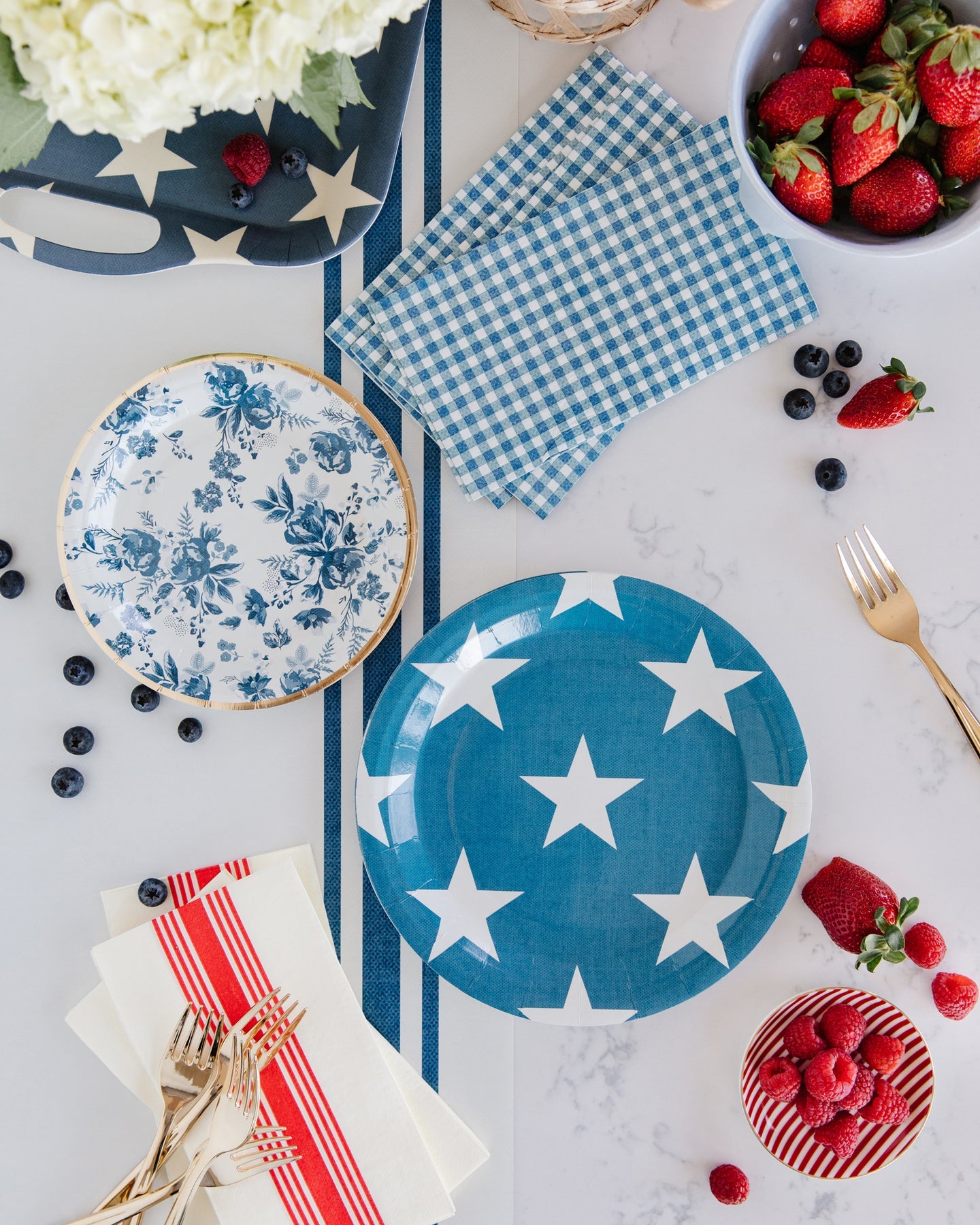 Hamptons Navy Floral Paper Plate