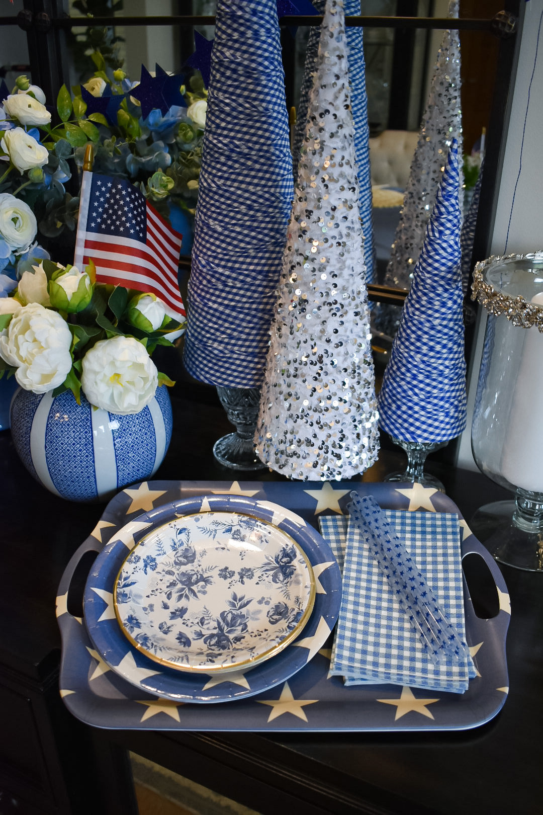 Hamptons Navy Star Reusable Bamboo Tray